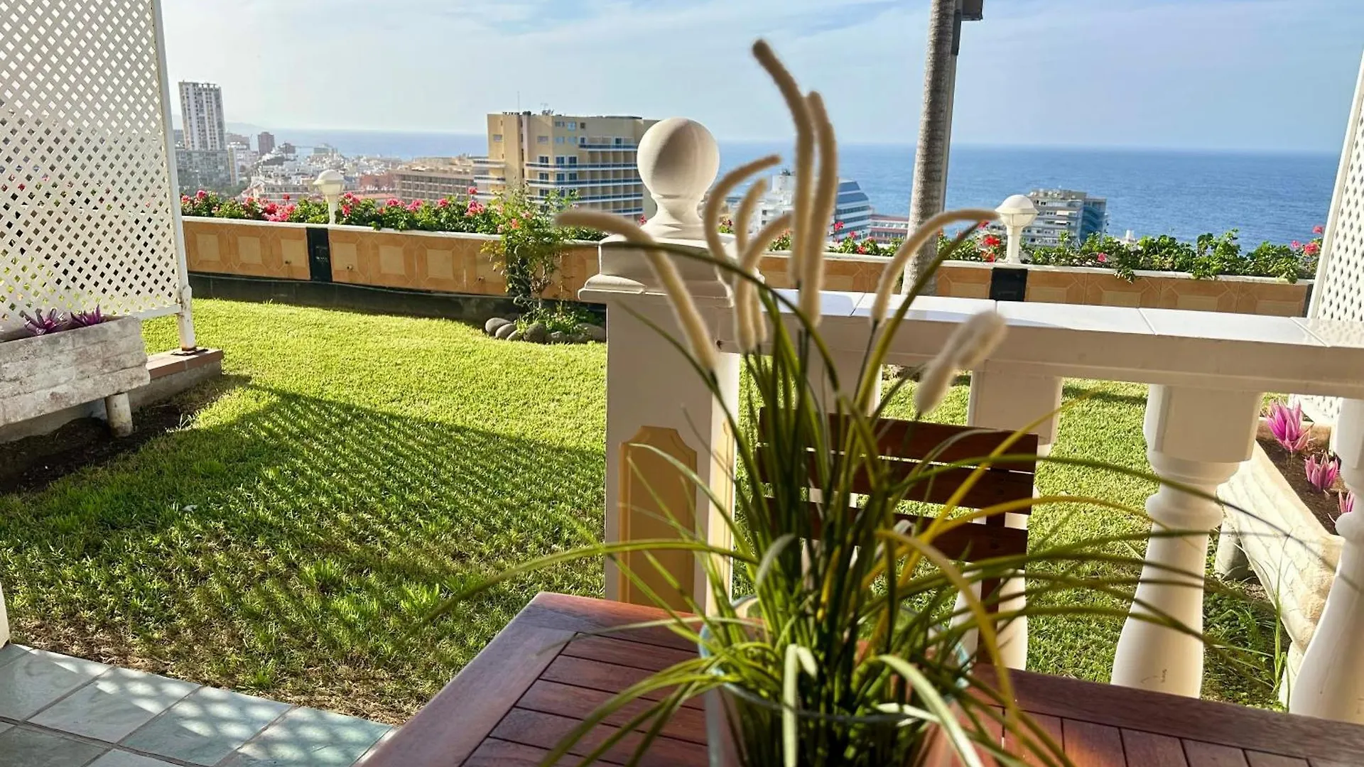 Cocohomes Ikarus Con Jardin location